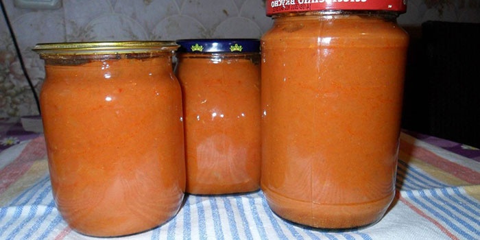 Кабачковая икра с томатной пастой: лучший рецепт с фото.
