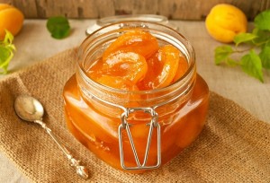Рецепт с фото: Варенье из абрикосов без косточек дольками.
