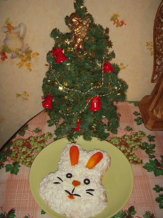 Салат «Мимоза» к Новогоднему столу в виде кролика