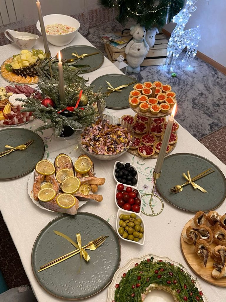 Что должно быть на столе на Новый год